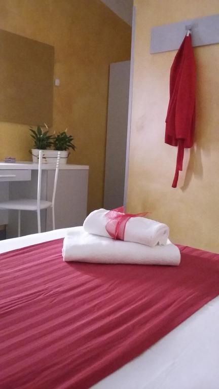 Giorgia Airport Apartment Fiumicino Bagian luar foto