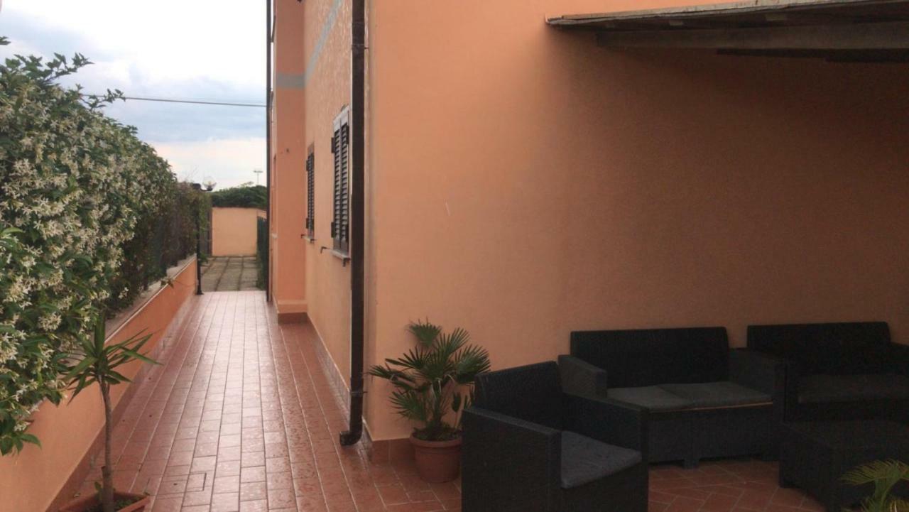 Giorgia Airport Apartment Fiumicino Bagian luar foto